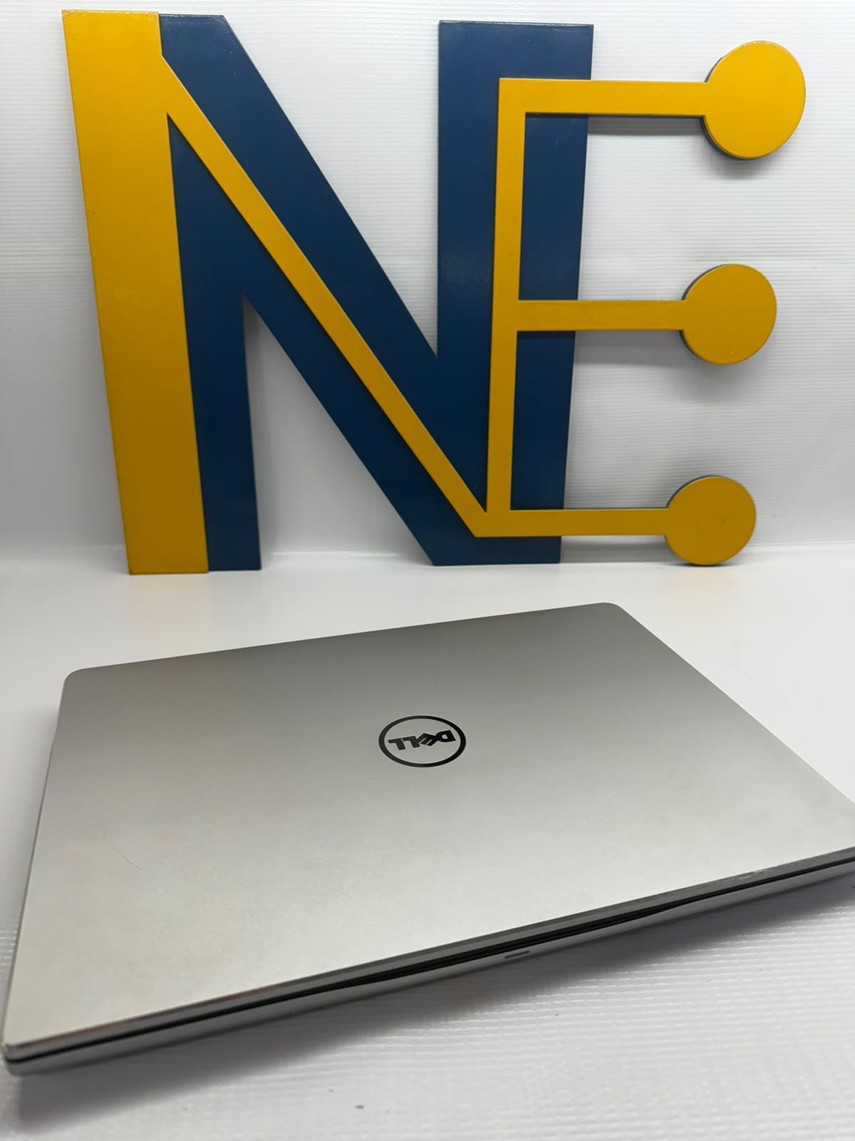 Dell Inspiron 14 - Imagem 1